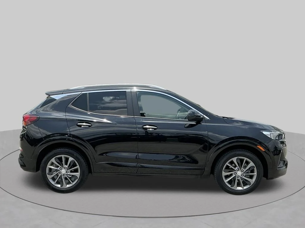 Used 2023 Black Buick Select image 14
