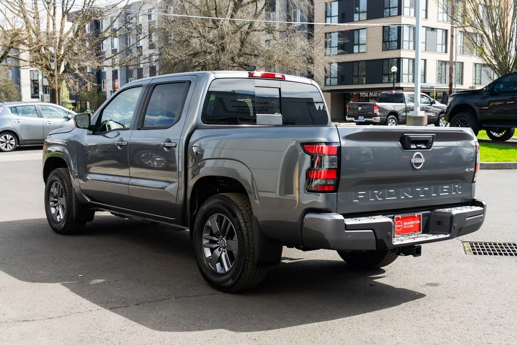 New 2026 Gun Metallic Nissan Crew Cab SV image 4