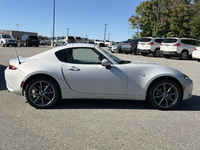 Used 2017 White Mazda Grand Touring image 14