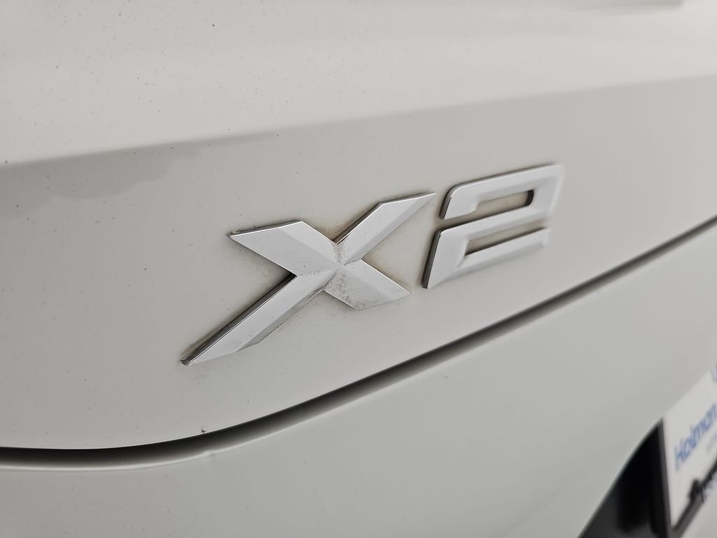 Used 2019 Mineral White Metallic BMW sDrive28i image 42