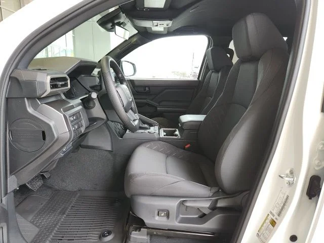 2026 Toyota Tacoma SR5 - Photo 16
