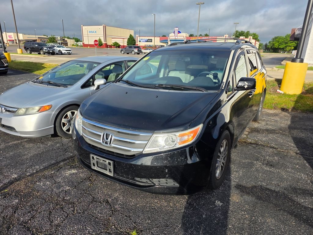 Used 2013 Crystal Black Pearl Honda EX-L image 2