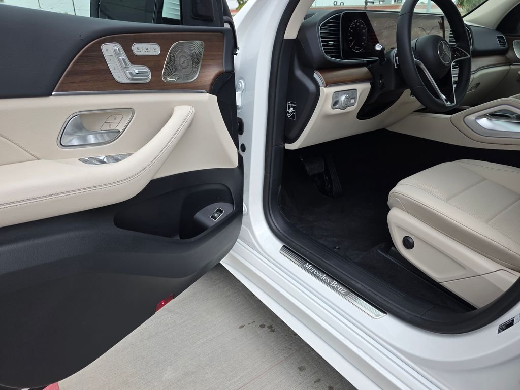 New 2026 Polar White Mercedes-Benz GLE 350 image 11