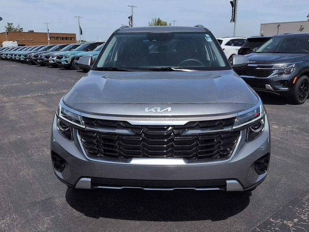 New 2026 Steel Gray Kia S image 3