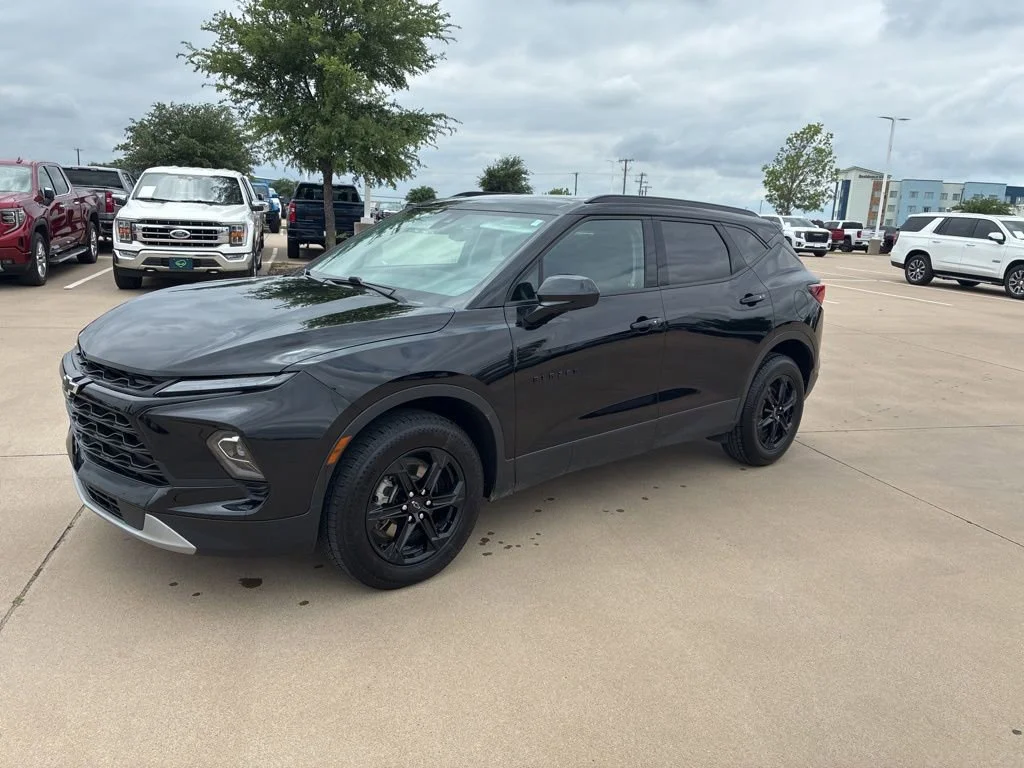 2023 Chevrolet Blazer 2.0T 2LT FWD's photo