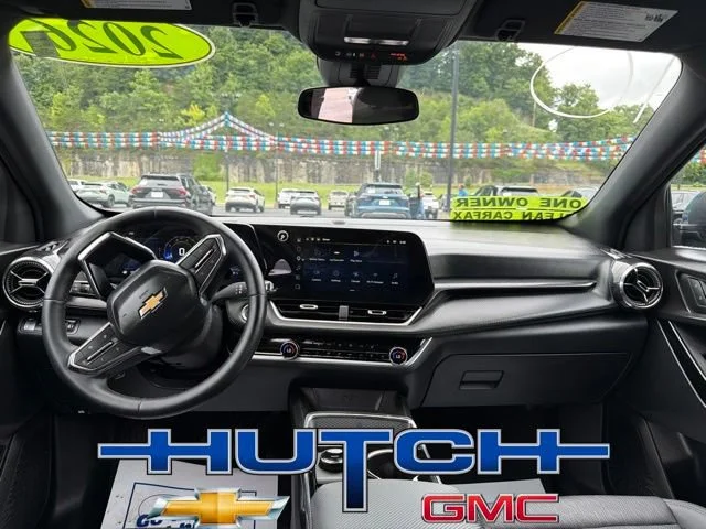 Used 2026 Lakeshore Blue Metallic Chevrolet LT image 20