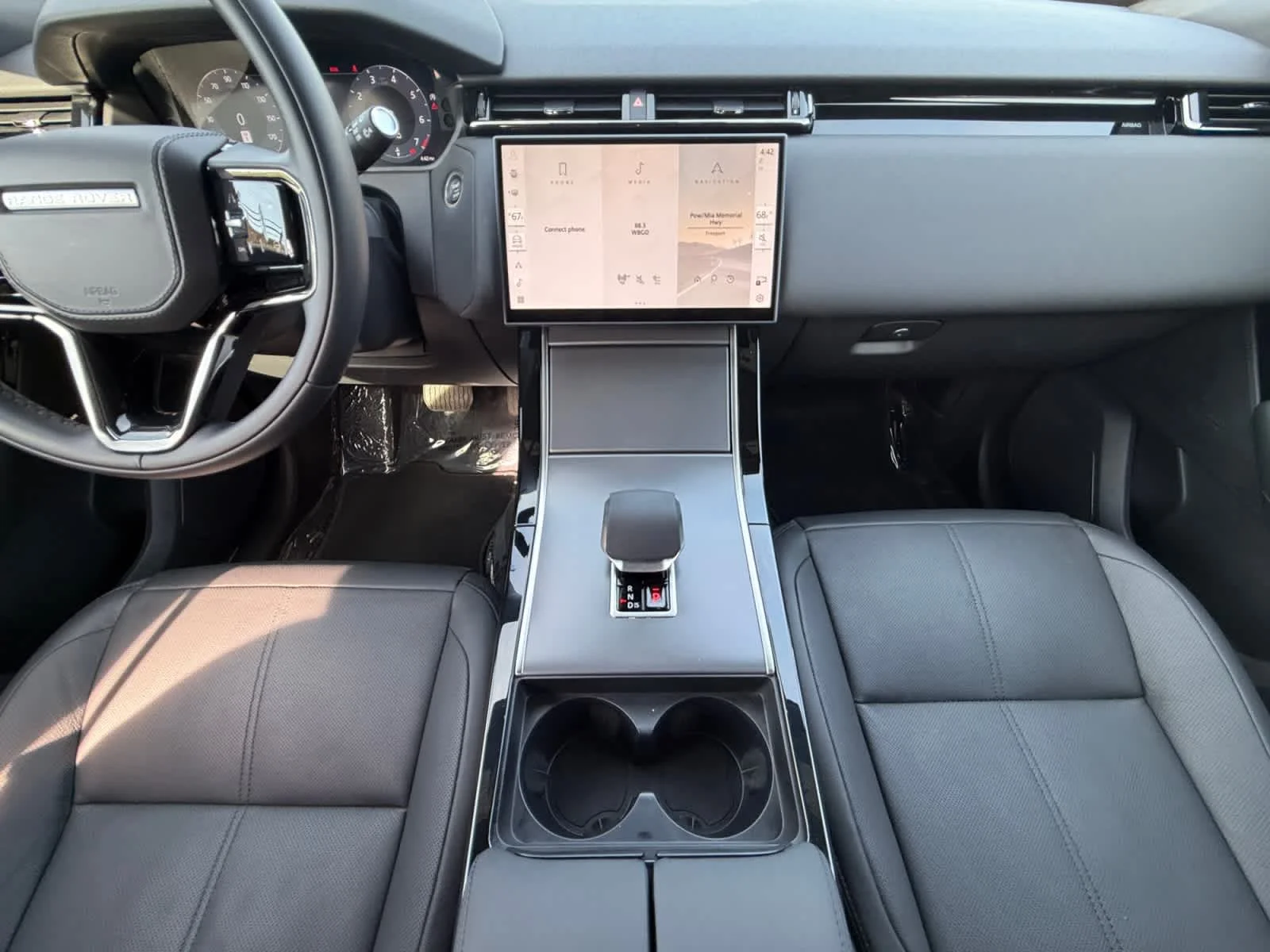 Used 2026 Fuji White Land Rover S image 11