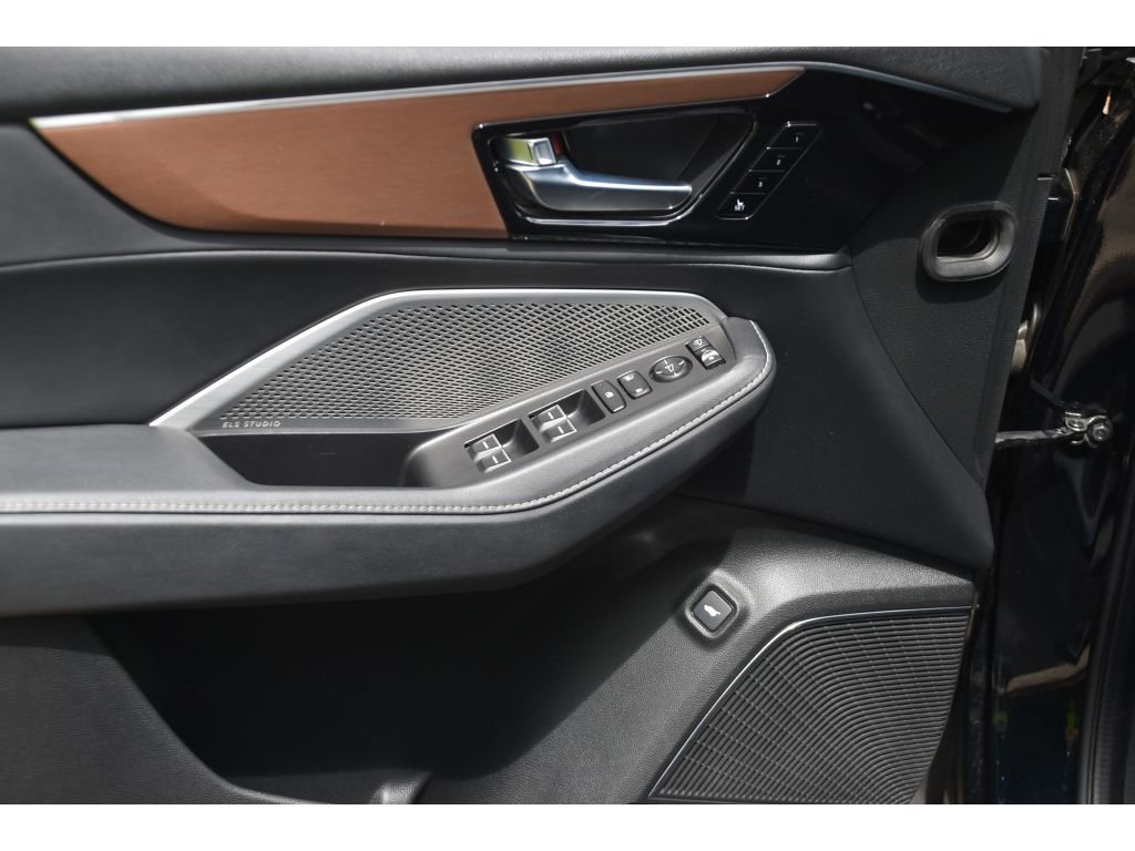Used 2022 Majestic Black Pearl Acura w/Technology Package image 26
