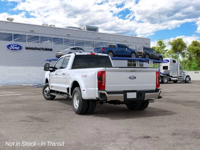 New 2027 Star White Metallic Tri-Coat Ford Lariat image 9