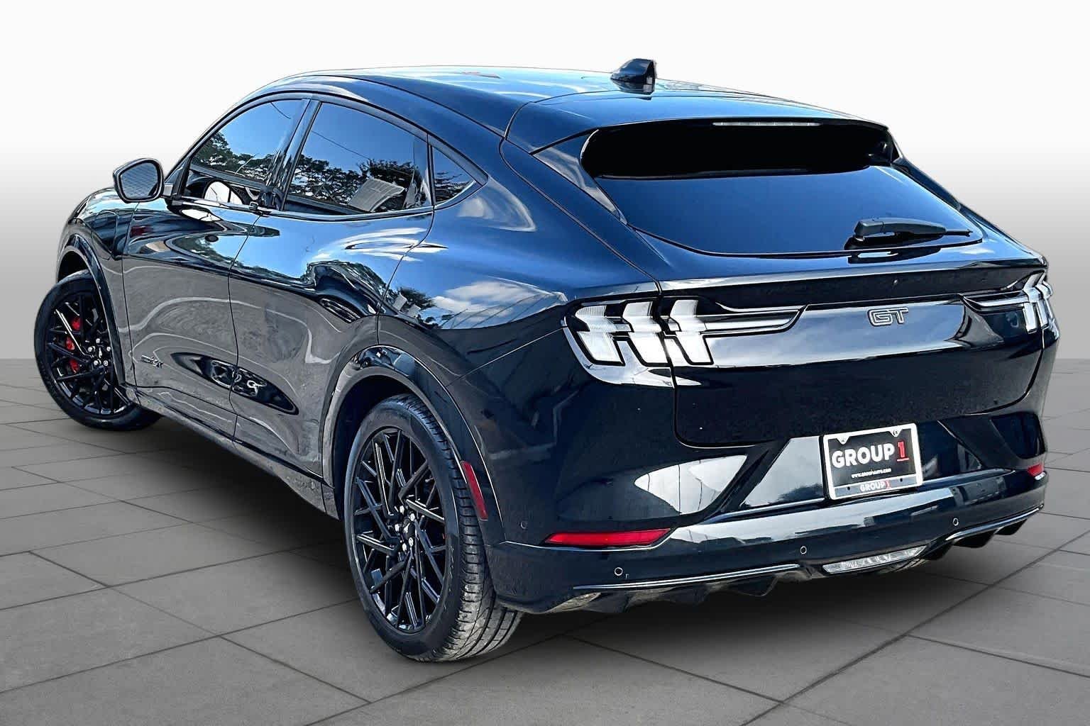Used 2023 Shadow Black Ford GT image 15