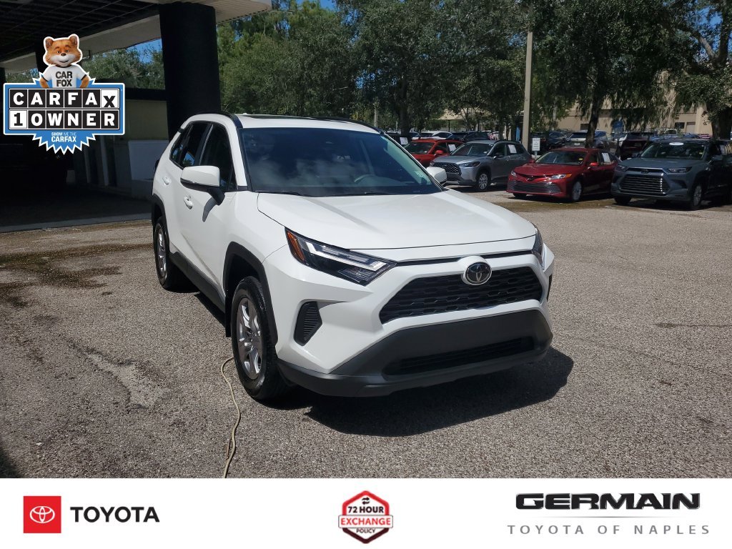 Used 2024 White Toyota XLE image 5