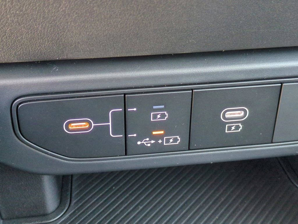 2026 Kia K4 LXS - Photo 24