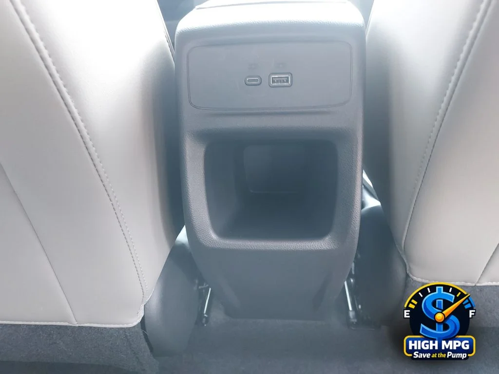 Used 2024 Gray Buick Avenir image 22