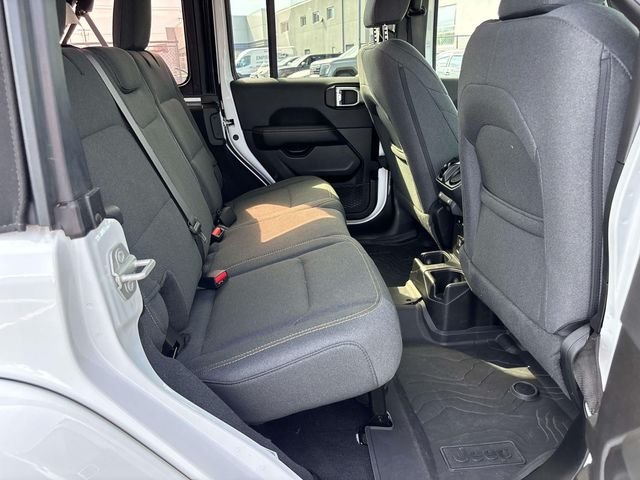 Used 2024 Bright White Clearcoat Jeep Sahara image 19