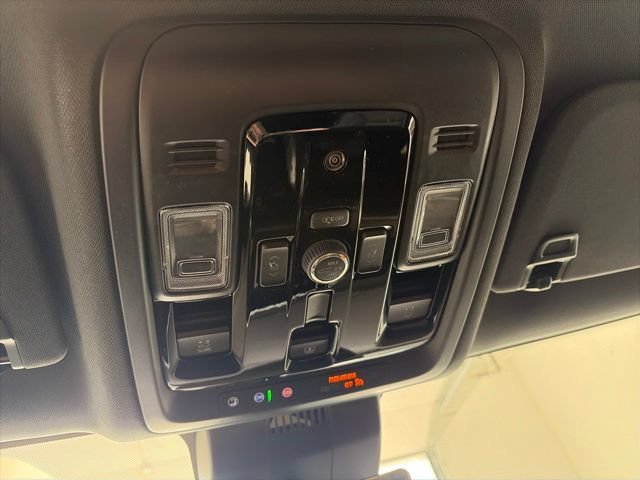 2026 Chevrolet Suburban High Country - Photo 26