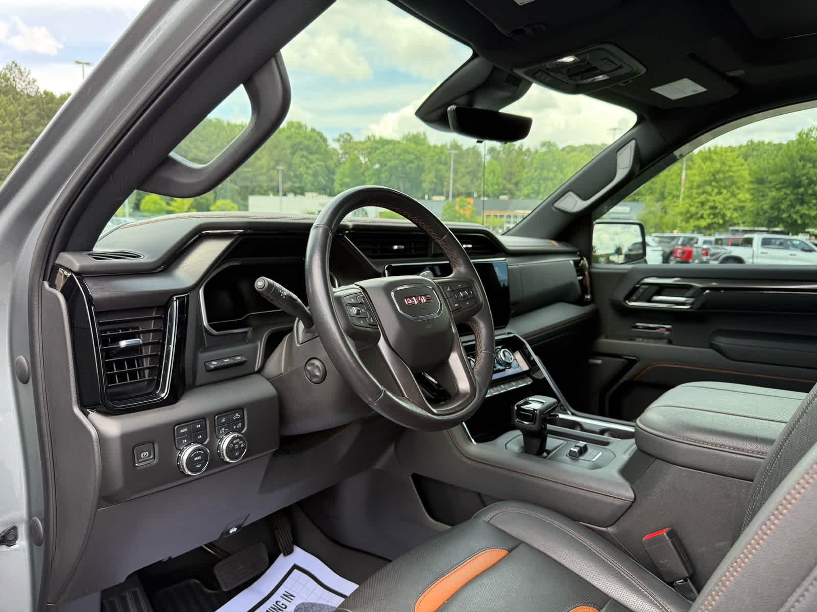 Used 2023 Sterling Metallic GMC AT4 image 15