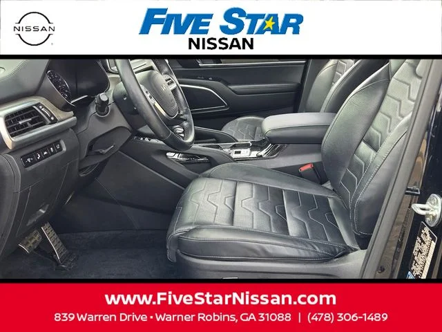 Used 2022 Black Kia SX image 5