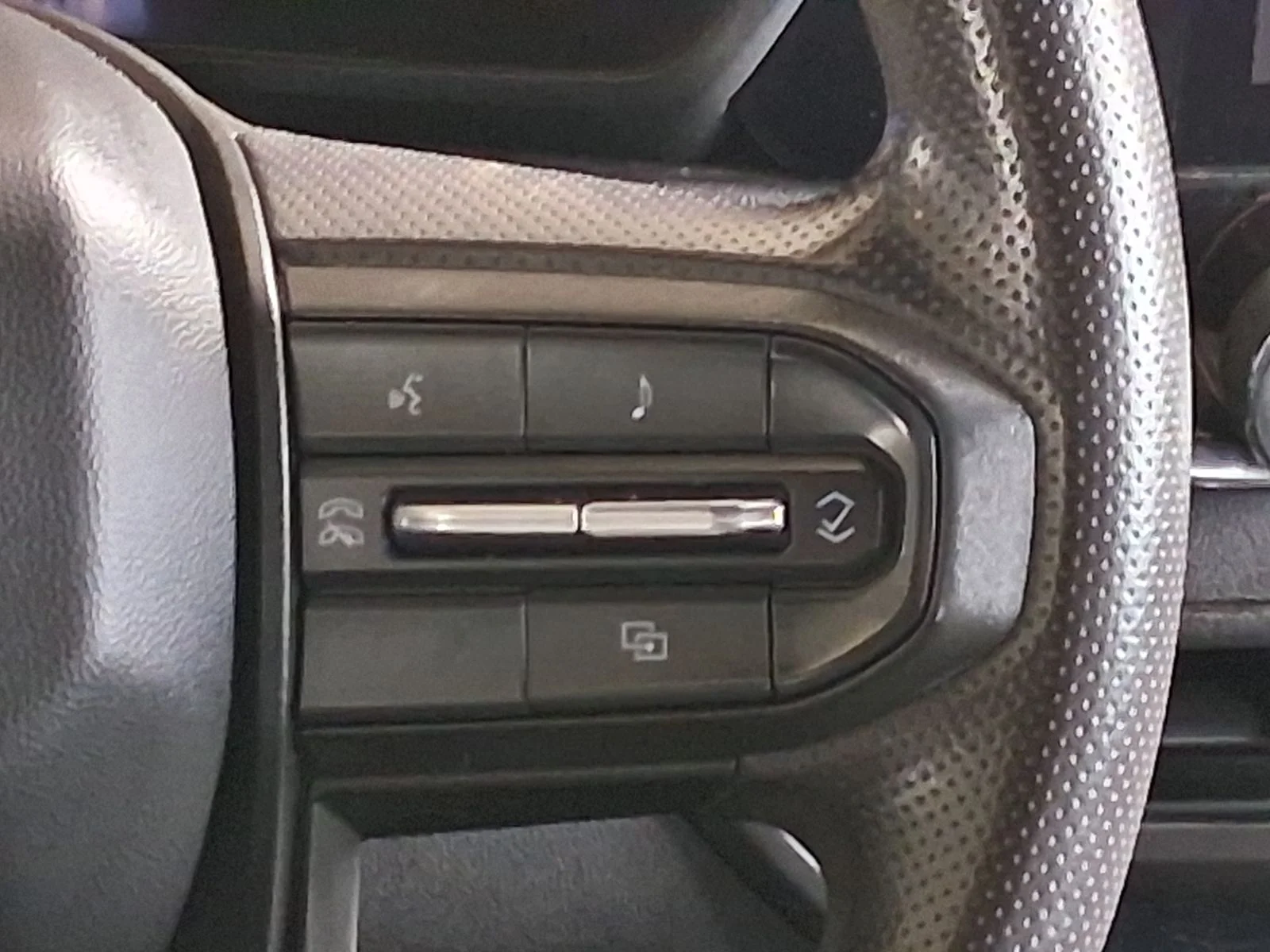 Used 2023 Red Chevrolet Trail Boss image 12