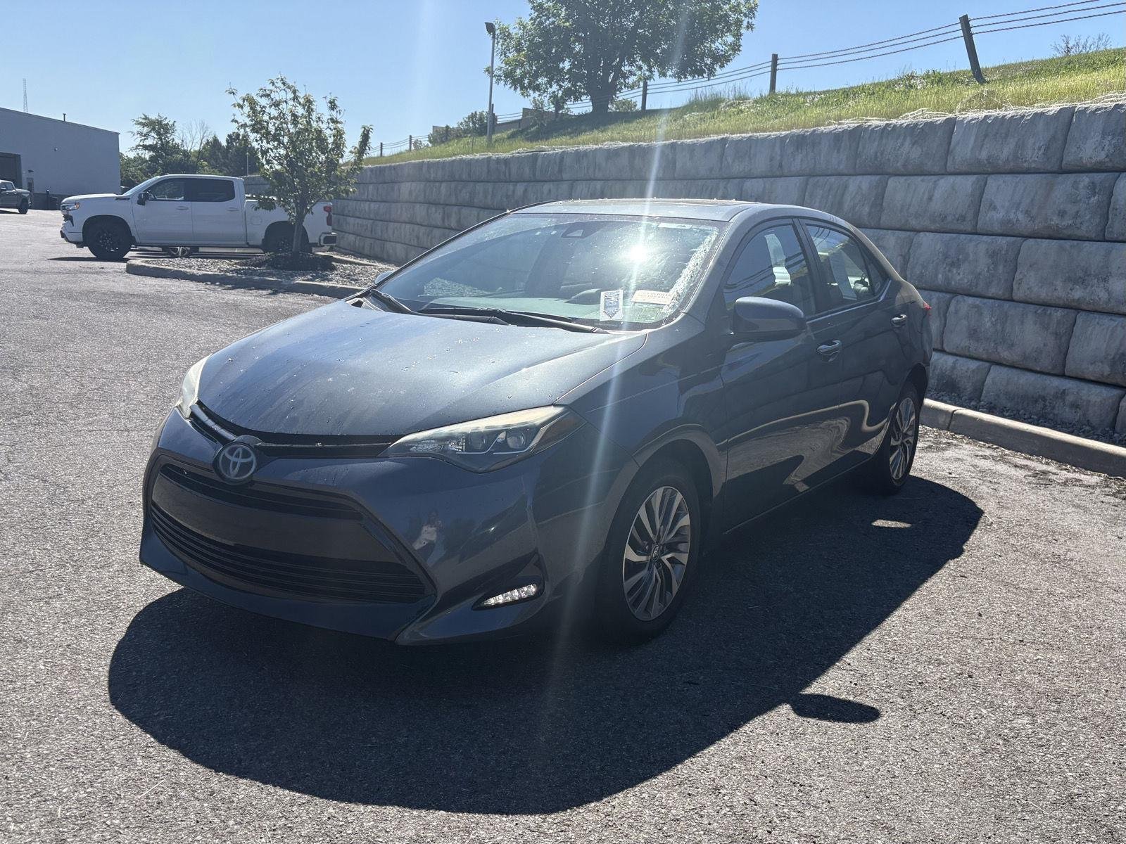 Used 2017 Slate Metallic Toyota XLE image 3