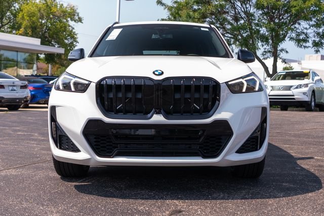 New 2026 Alpine White BMW xDrive28i image 7