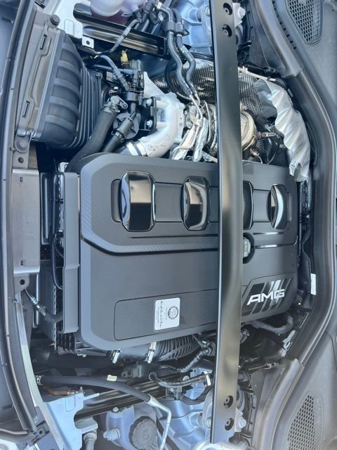 New 2026 MANUFAKTUR Cirrus Silver Magno Mercedes-Benz AMG® GLC 43 4MATIC® SUV image 28
