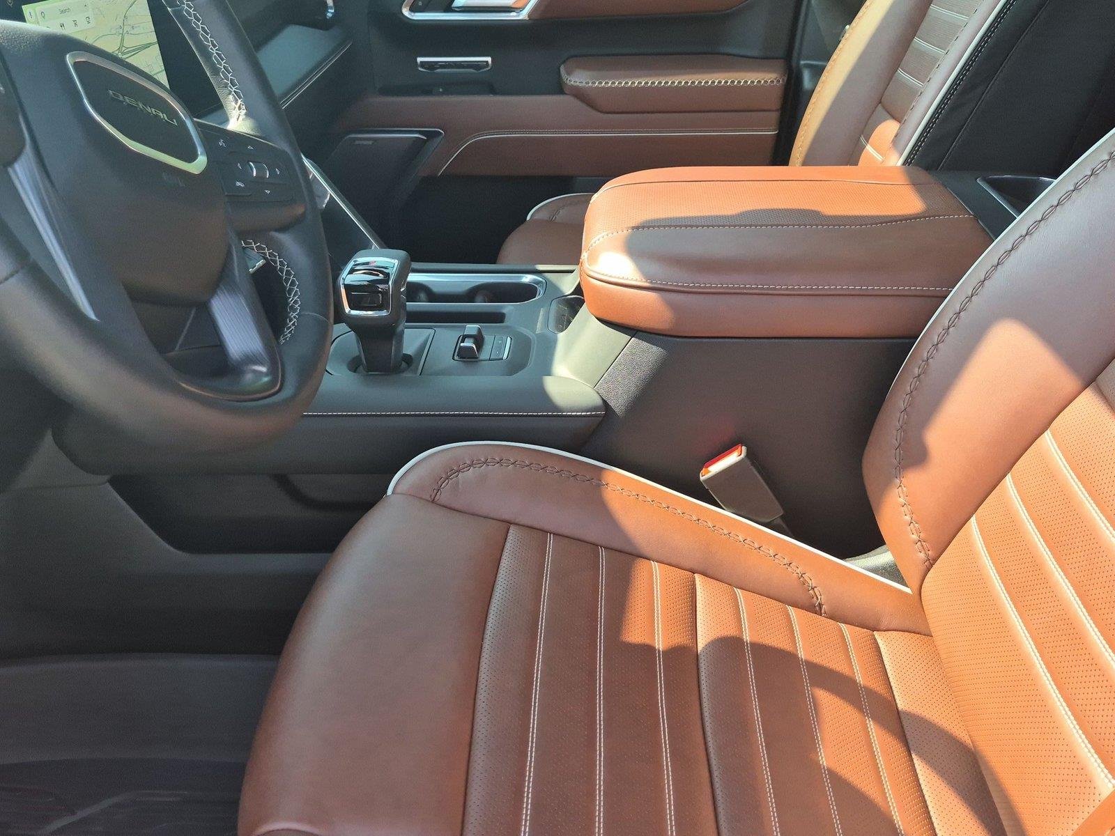 Used 2026 Onyx Black GMC Denali Ultimate image 17