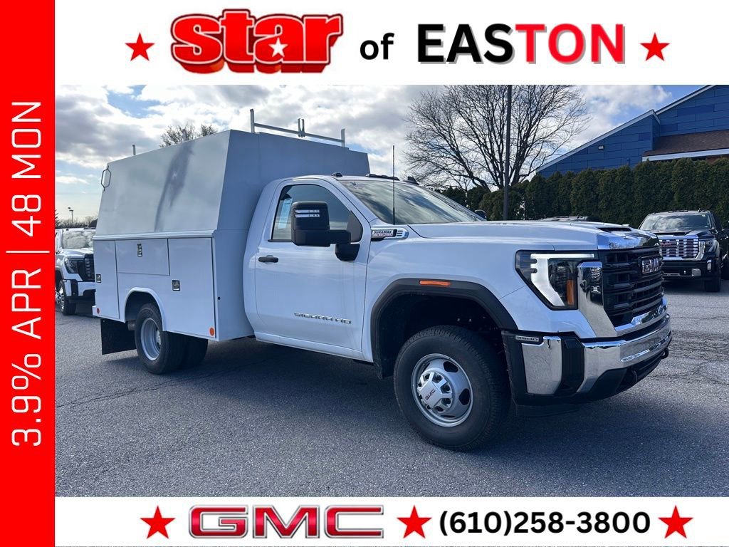 2025 GMC Sierra 4WD Regular Cab Long Box Pro's photo