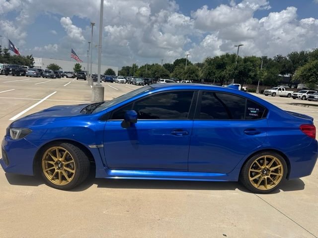 Used 2020  Subaru Premium image 5