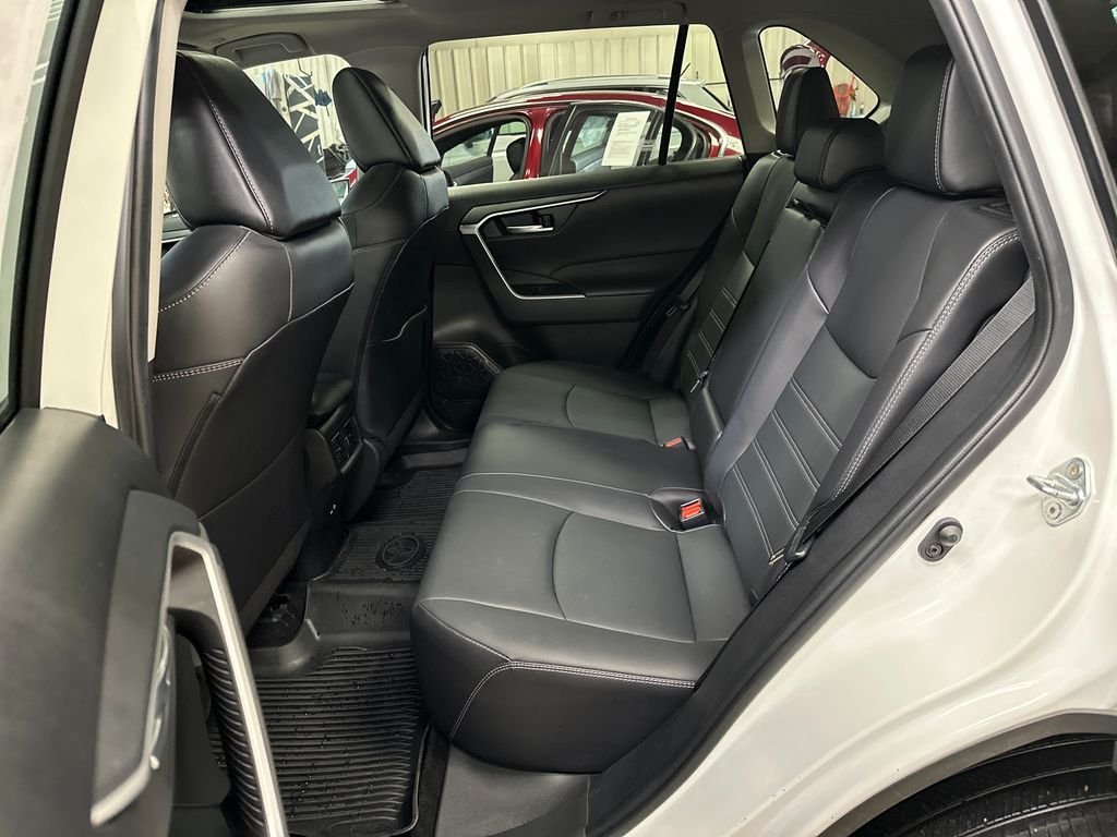 Used 2024 Beige Toyota XLE Premium image 20