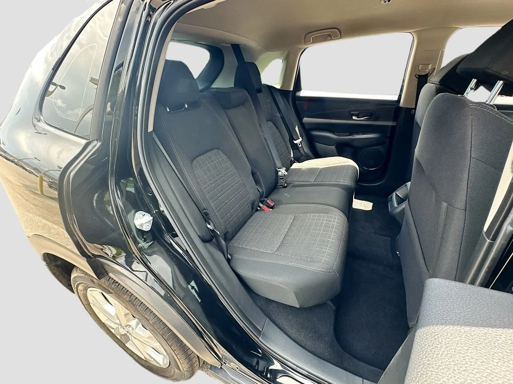 Used 2025  Honda LX image 24