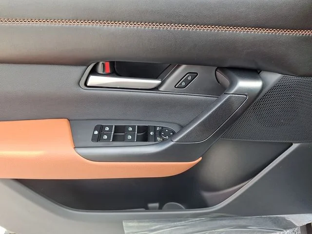 New 2026 Beige/tan Mazda 2.5 Turbo Meridian Edition image 9