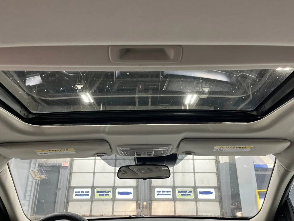 Certified Used 2017  Honda EX-T image 31
