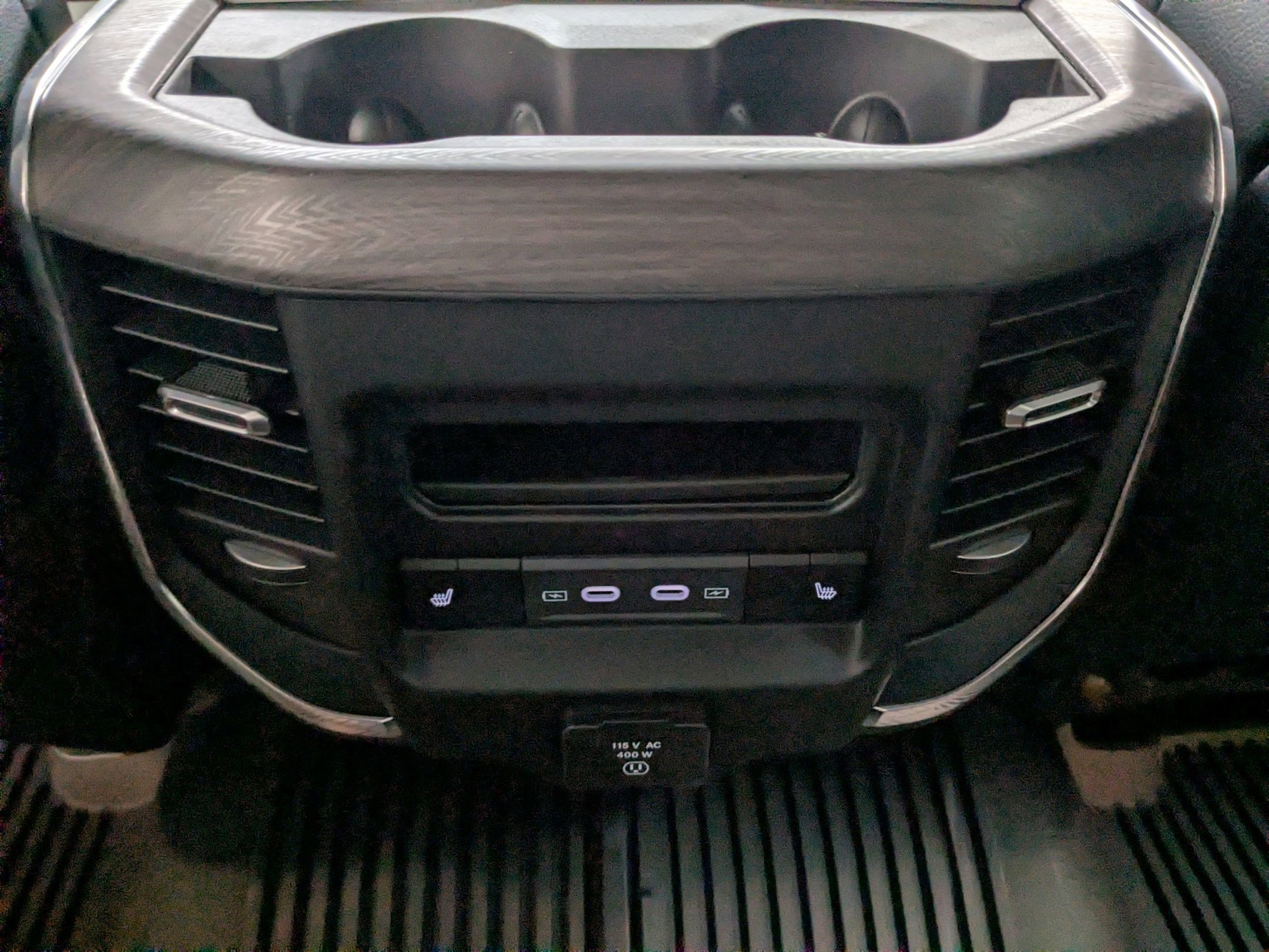 New 2026 Bright White Clear-Coat Exterior Paint RAM Laramie image 18