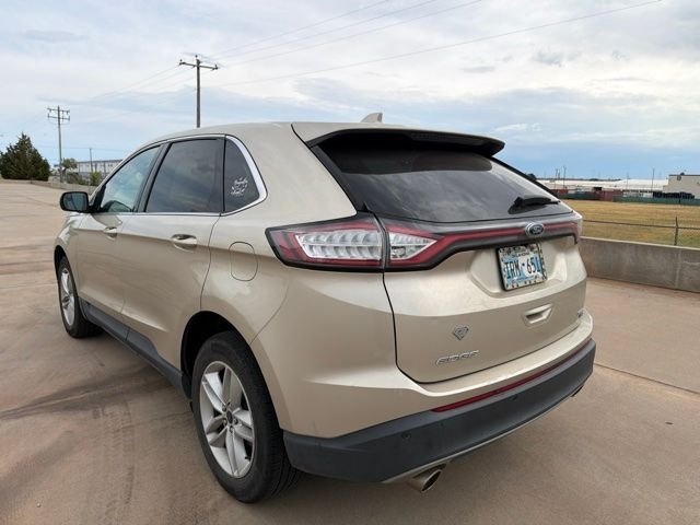 Used 2018 Gold Ford SEL image 2