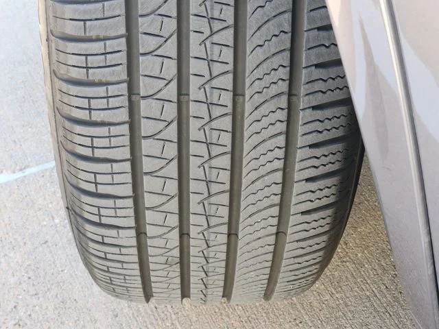 Certified Used 2025 Gray Land Rover S image 11