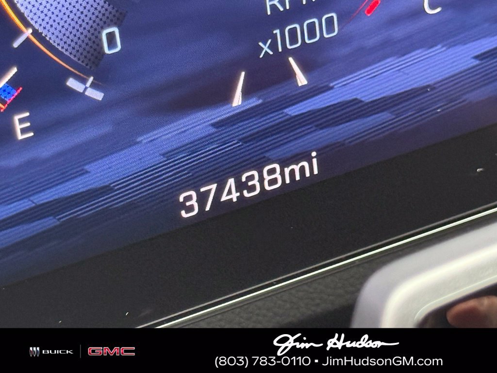 Used 2024 Gray Chevrolet Z71 image 3