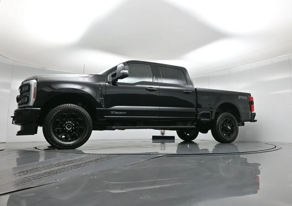 New 2026 Agate Black Metallic Ford Lariat image 7