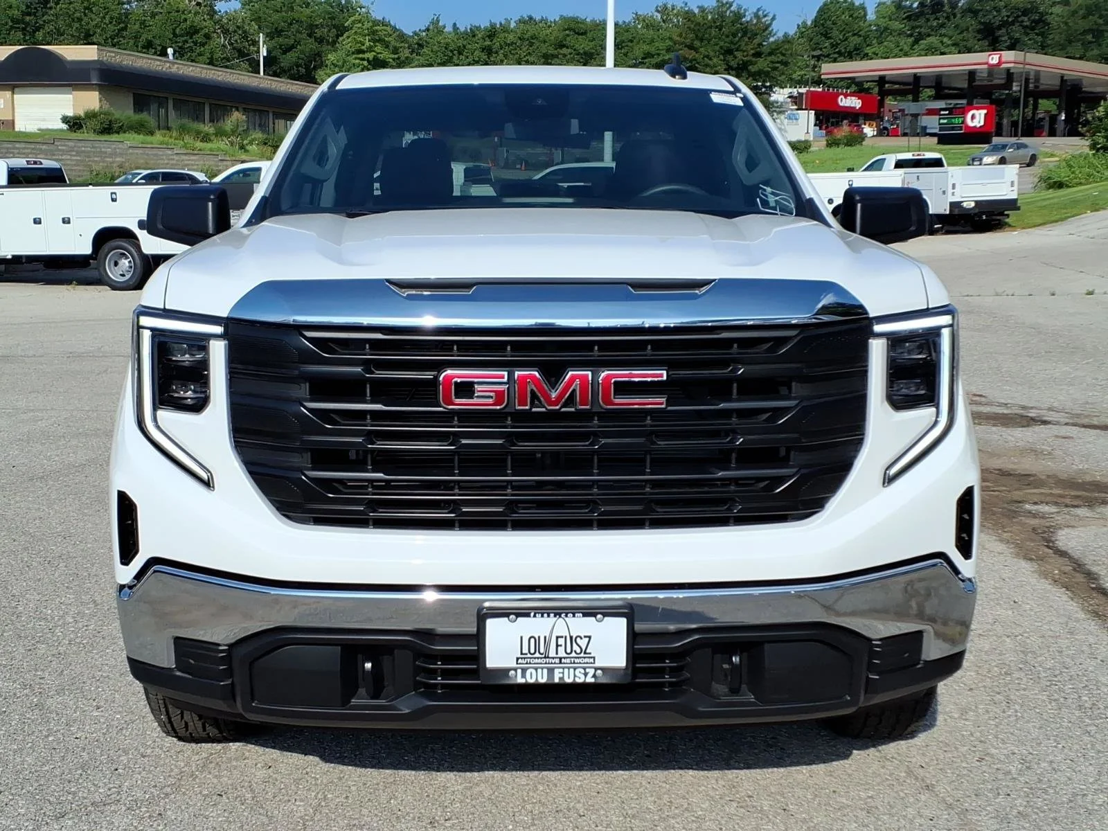New 2026 Summit White GMC Pro image 20
