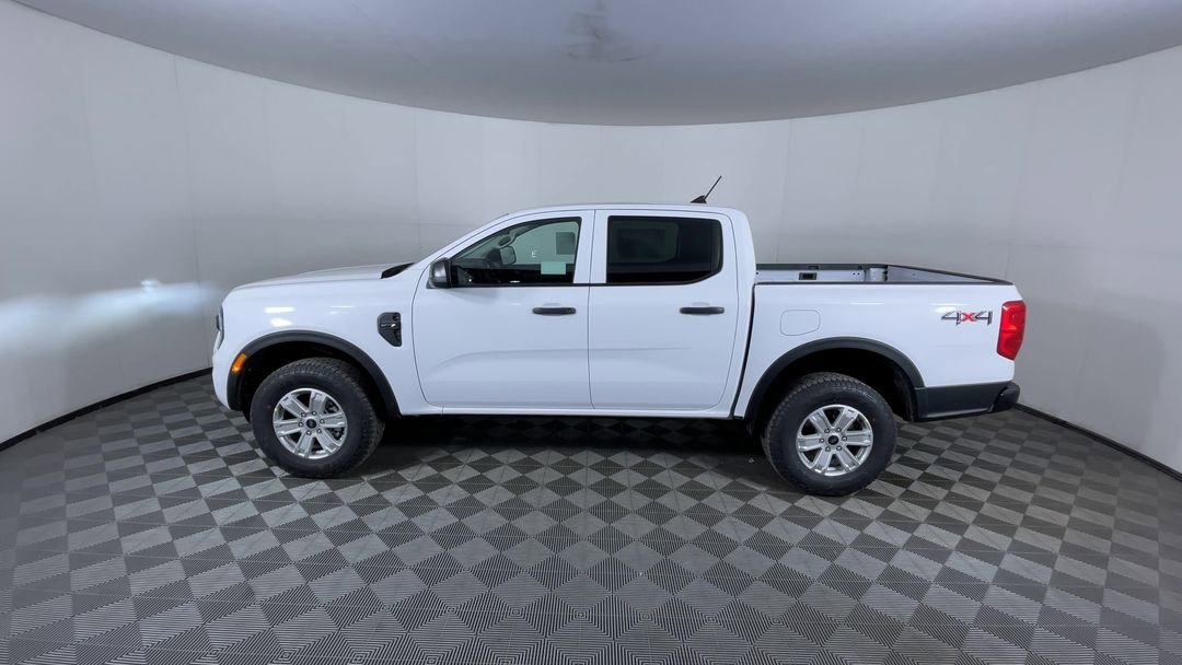 New 2026 Oxford White Ford XL image 5