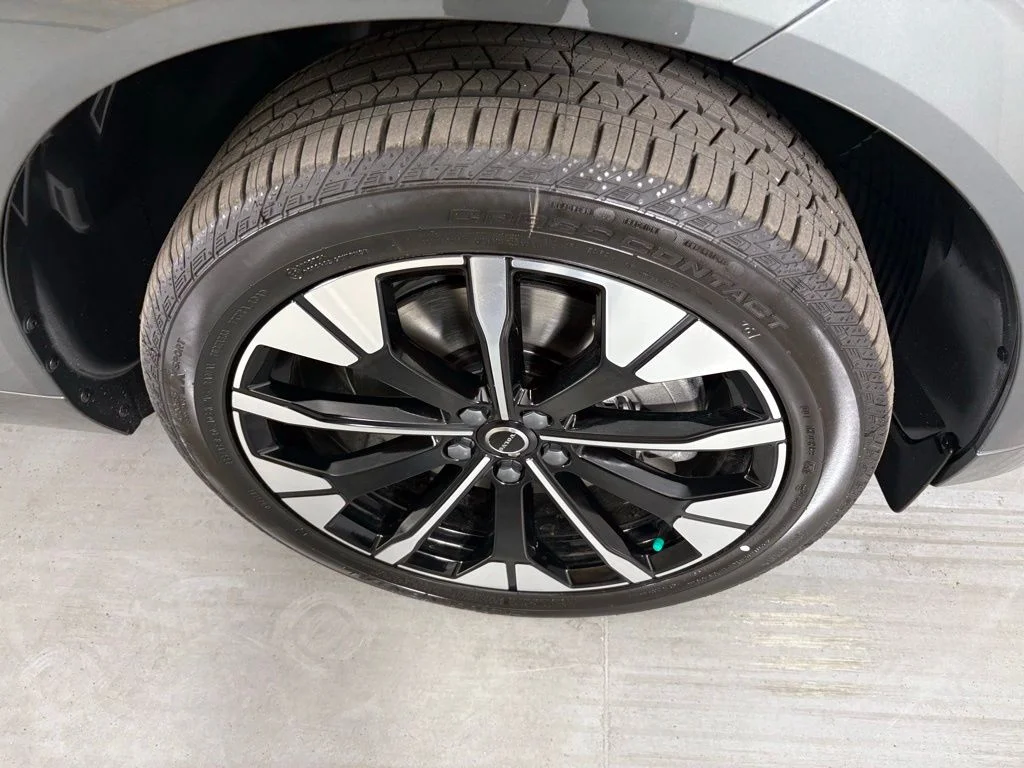 New 2026 Forest Lake Volvo Plus image 10