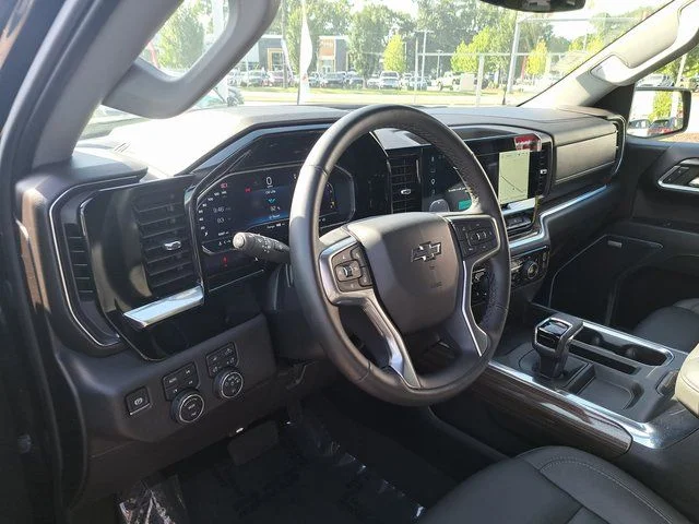Used 2024 Black Chevrolet RST image 13