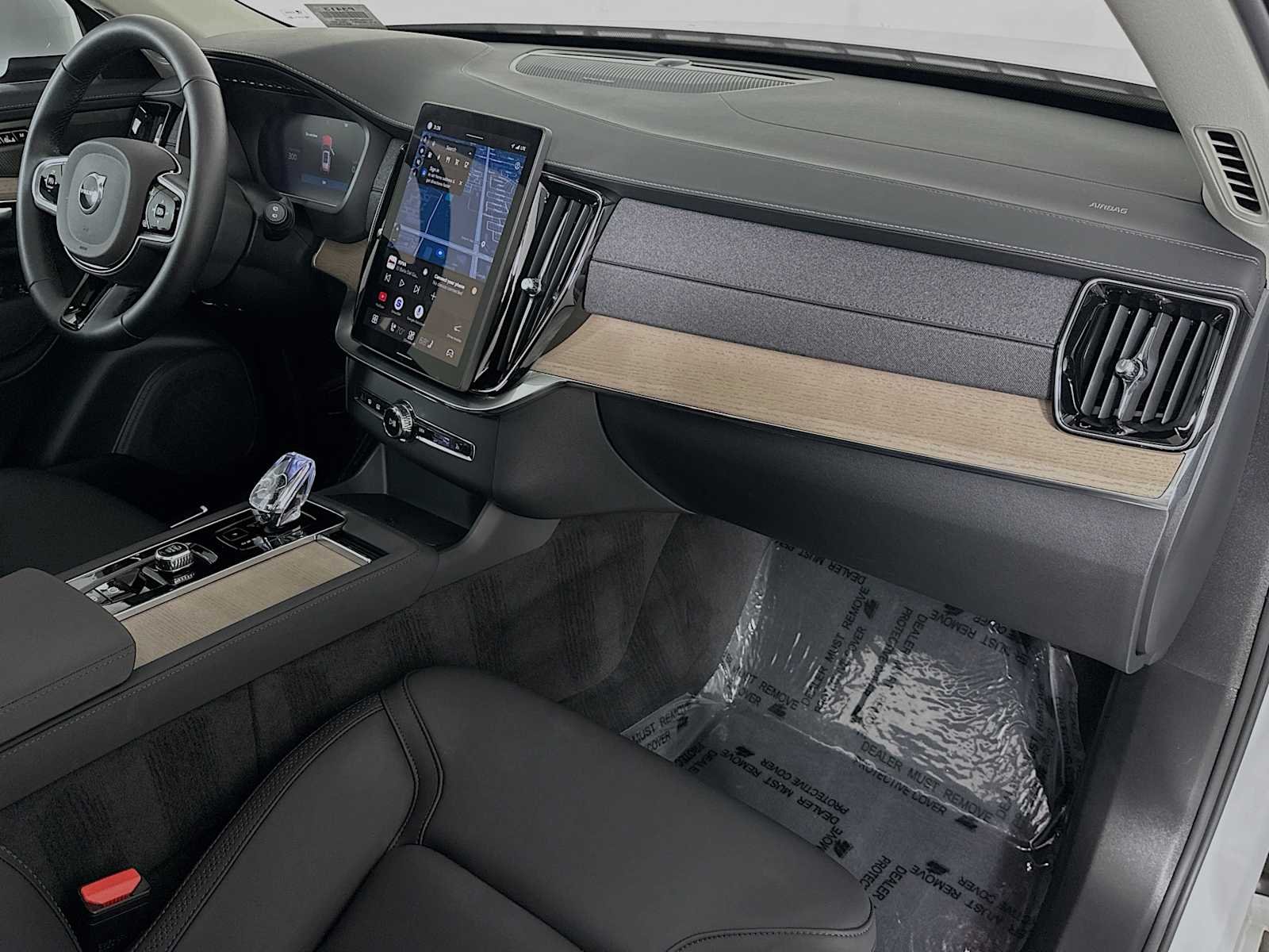 Certified Used 2025 Crystal White Volvo Plus image 29