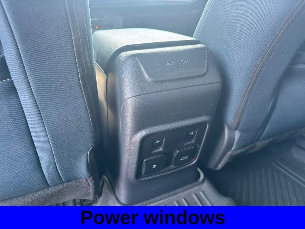 Used 2022 Orange Ford Outer Banks image 8