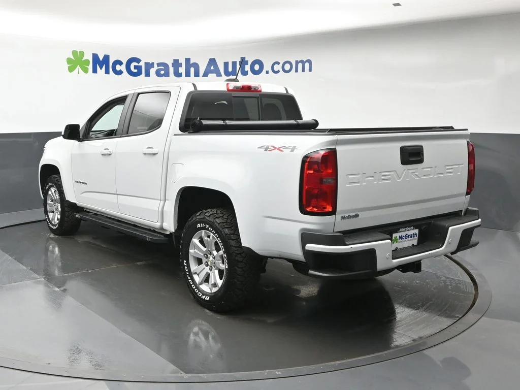 Used 2022 White Chevrolet LT image 24