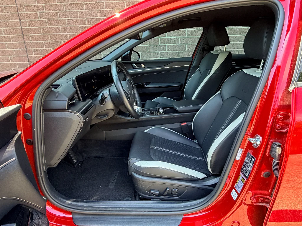 Used 2025 Runway Red Kia GT-Line image 11