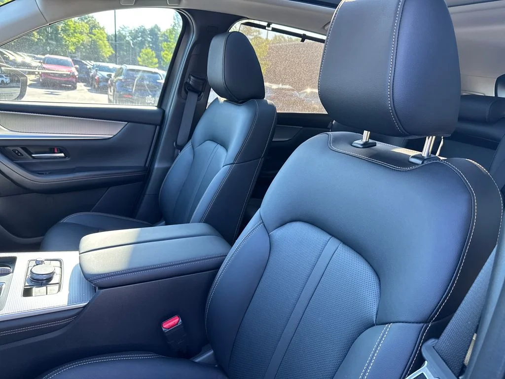 New 2026 Platinum Mazda Premium image 9