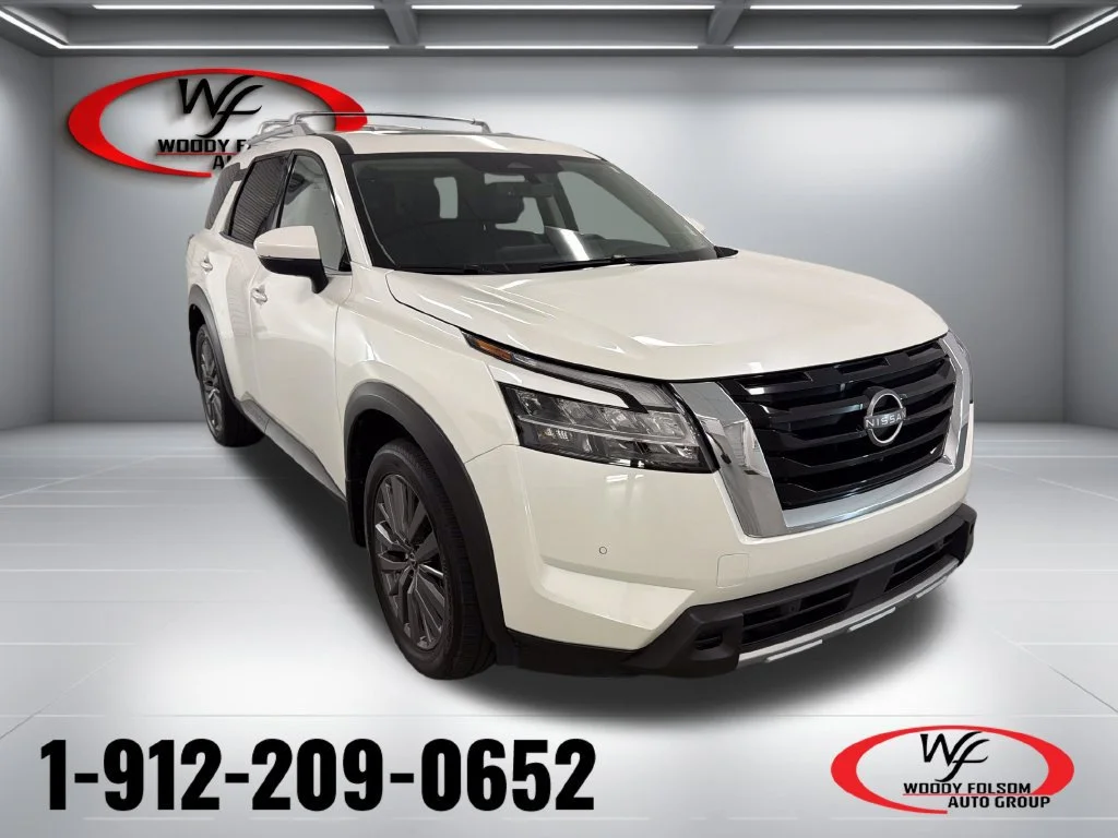 Used 2024 Pearl White Trico Nissan SL image 1