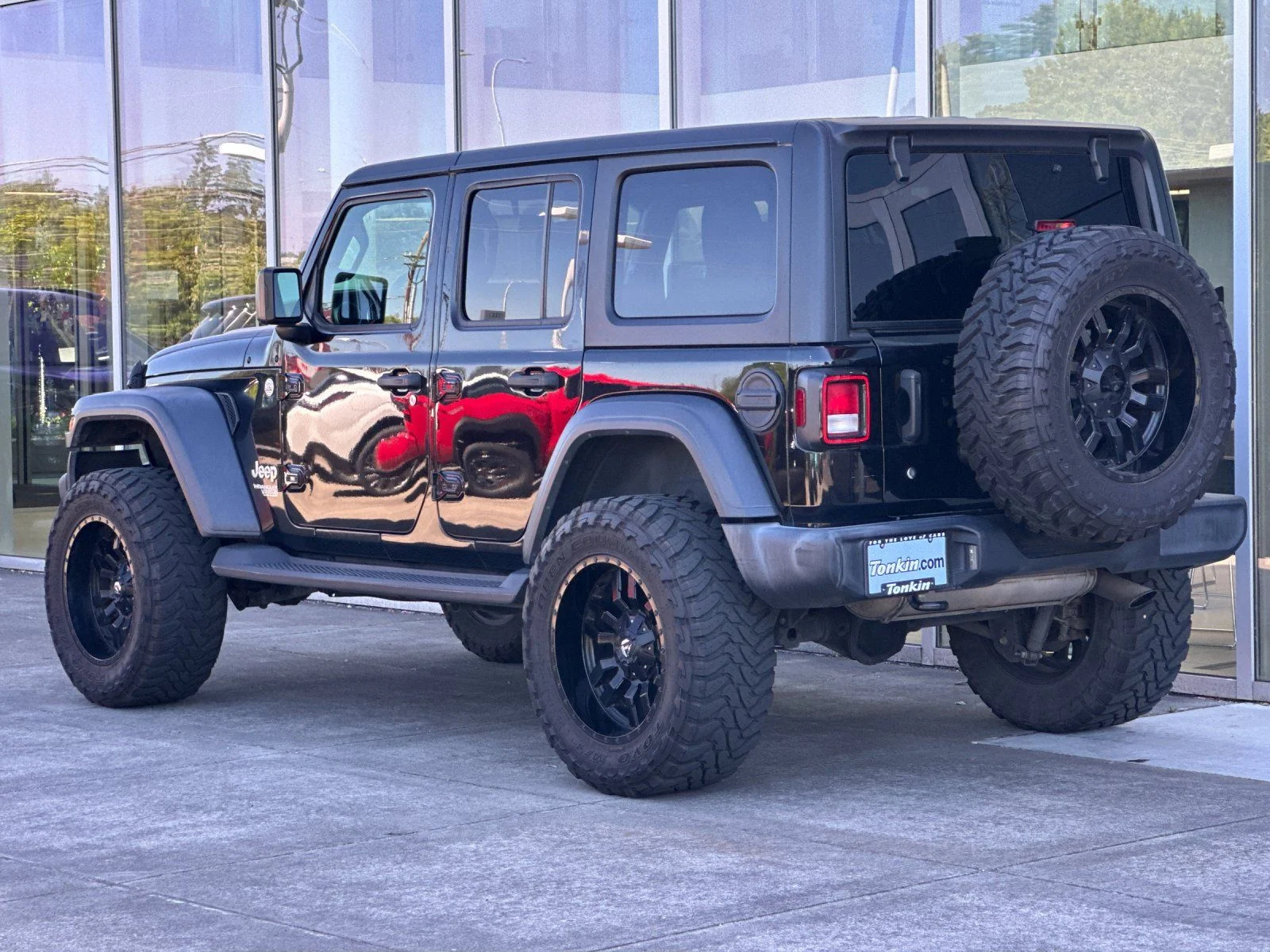 Used 2019 Black Clearcoat Jeep Unlimited Sport image 5