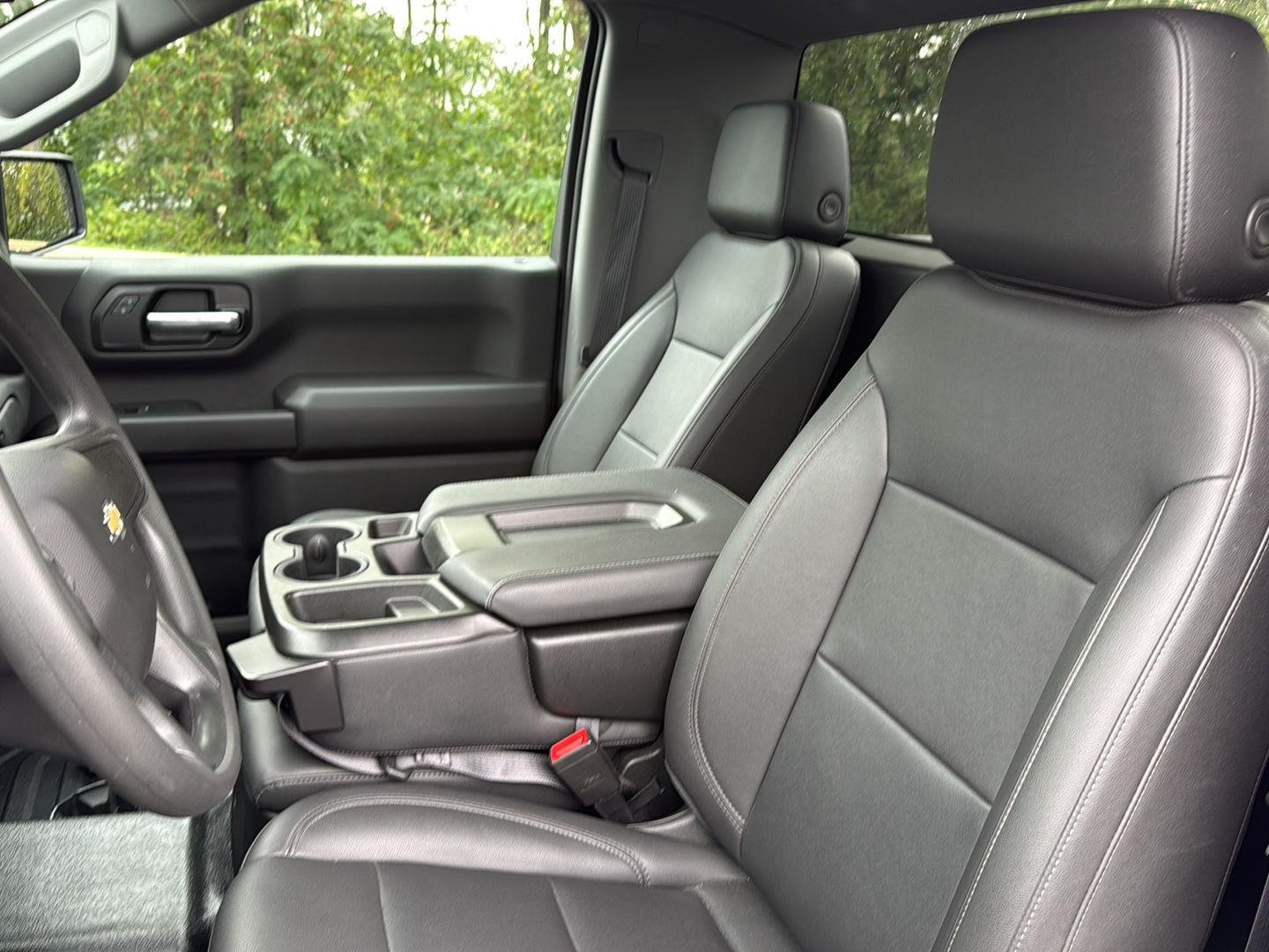 Used 2022 SUMMIT WHITE Chevrolet Work Truck image 8