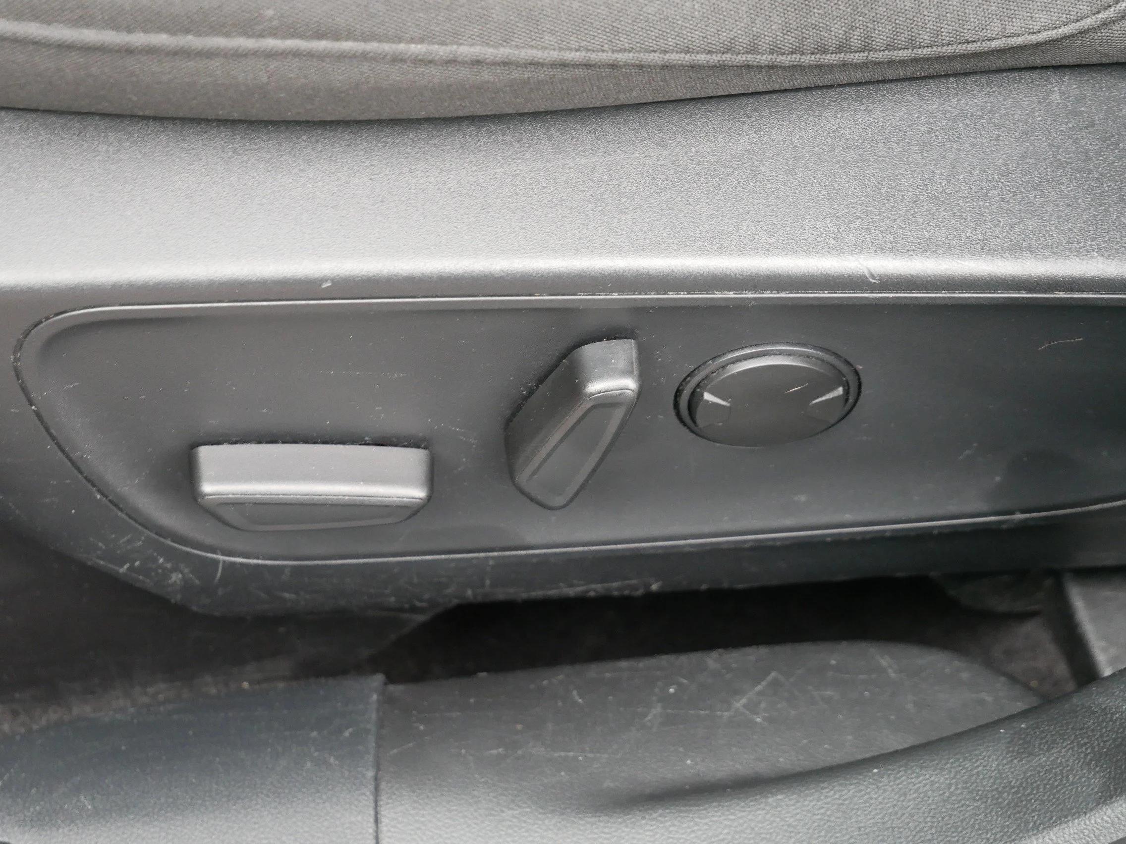 Certified Used 2024 Light Blue Clearcoat Metallic Ford Active image 21